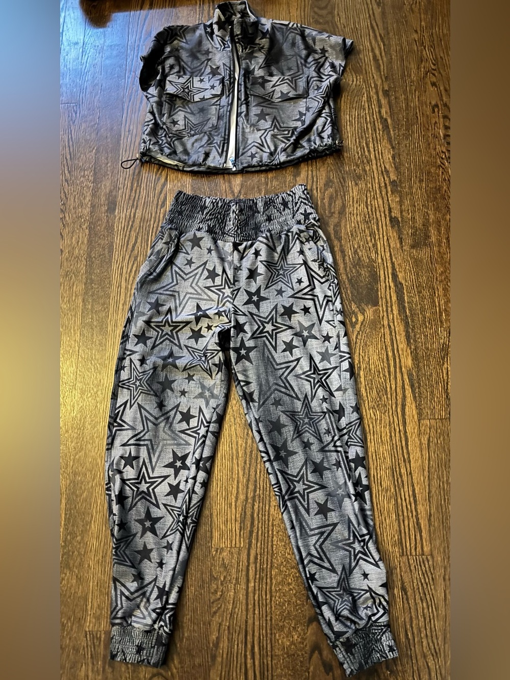 VSW Star Print 2 Piece Jogger & Cropped Vest Set